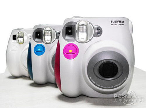 掌心奇迹 迷你相机开启影像新纪元，外观图集展现极致便携与时尚设计