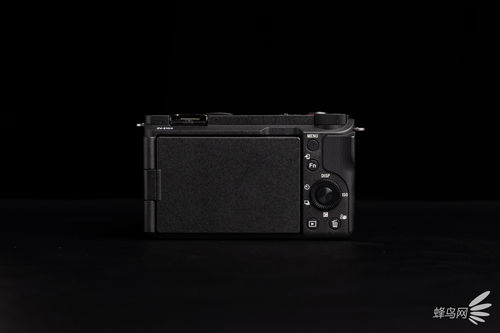 轻巧又好拍 索尼ZV-E10 II + E 16-50mm F3.5-5.6 OSS II 迷你相机评测